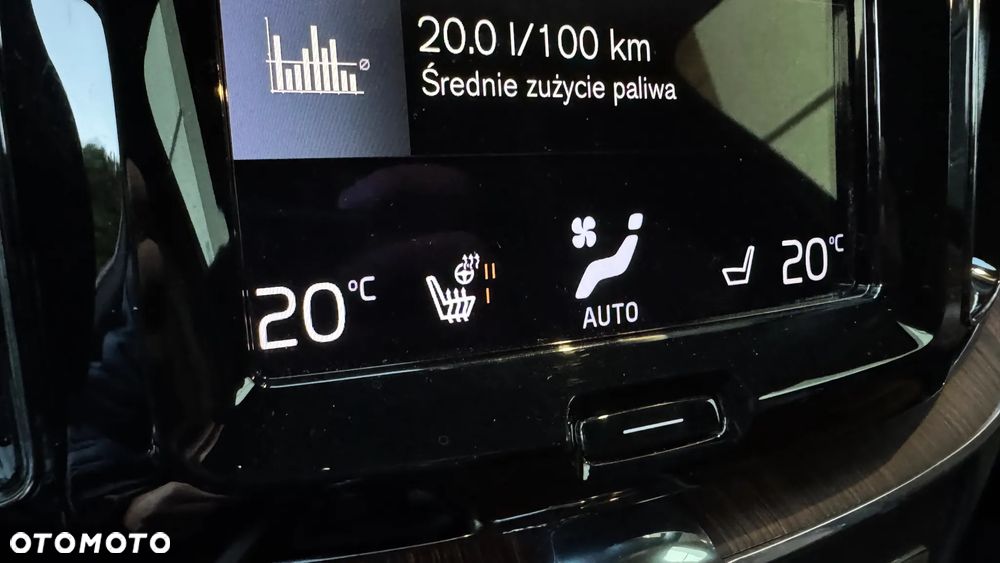 Volvo XC 60 D3 Momentum Pro - 19