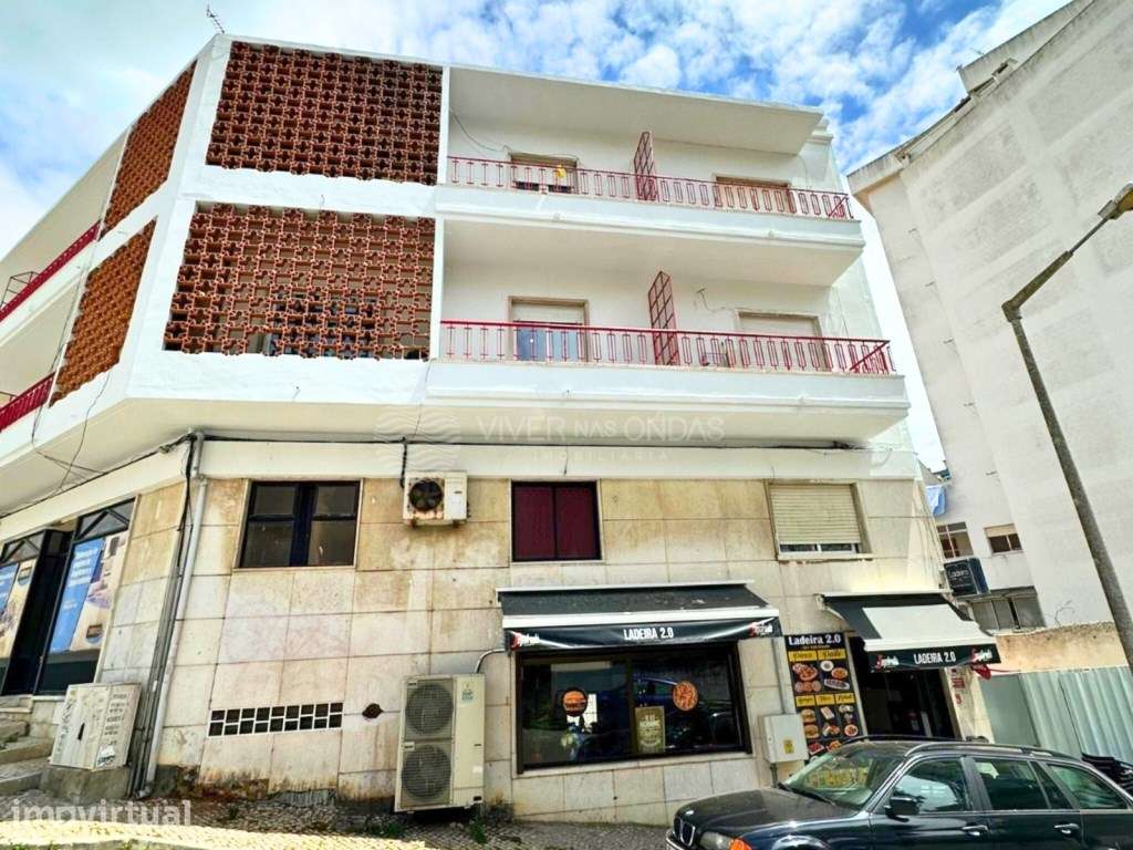 Prédio de Investimento em Cacilhas - Rentabilidade Imediata e Poten... - Grande imagem: 3/32