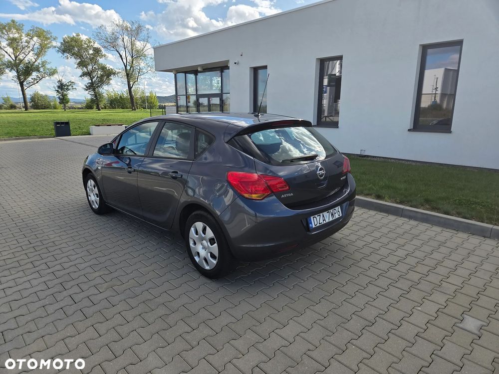 Opel Astra 1.4 EcoFLEX Edition - 8