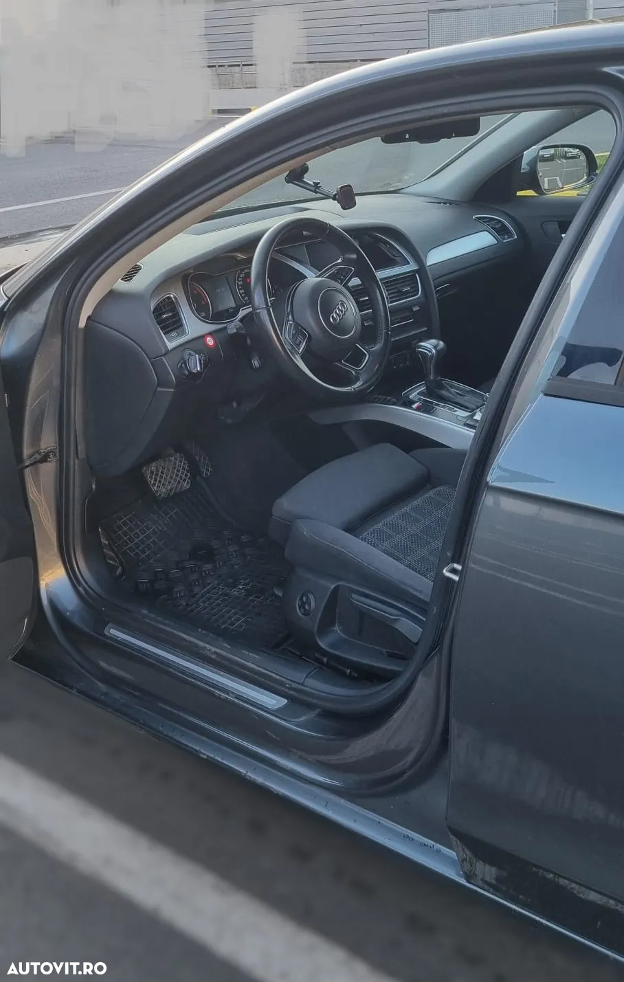 Audi A4 - 4