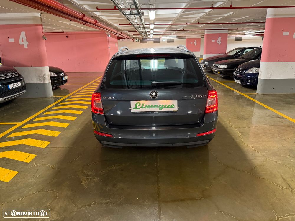 Skoda Octavia Break 1.6 TDi Elegance - 8