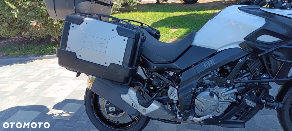 Suzuki V-STROM - 9