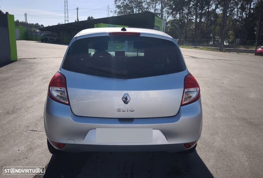 Renault Clio - 5
