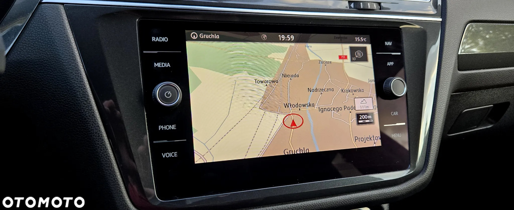 Volkswagen Tiguan Allspace 2.0 TDI SCR Comfortline - 25