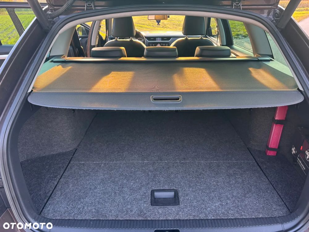 Skoda Octavia 2.0 TDI Elegance - 26