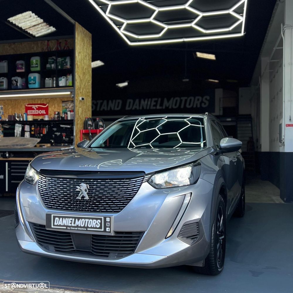 Peugeot 2008 1.2 PureTech Allure - 1