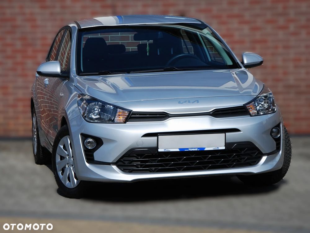 Kia Rio - 22