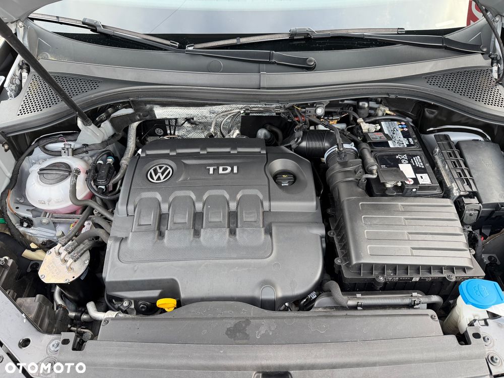 Volkswagen Tiguan - 33