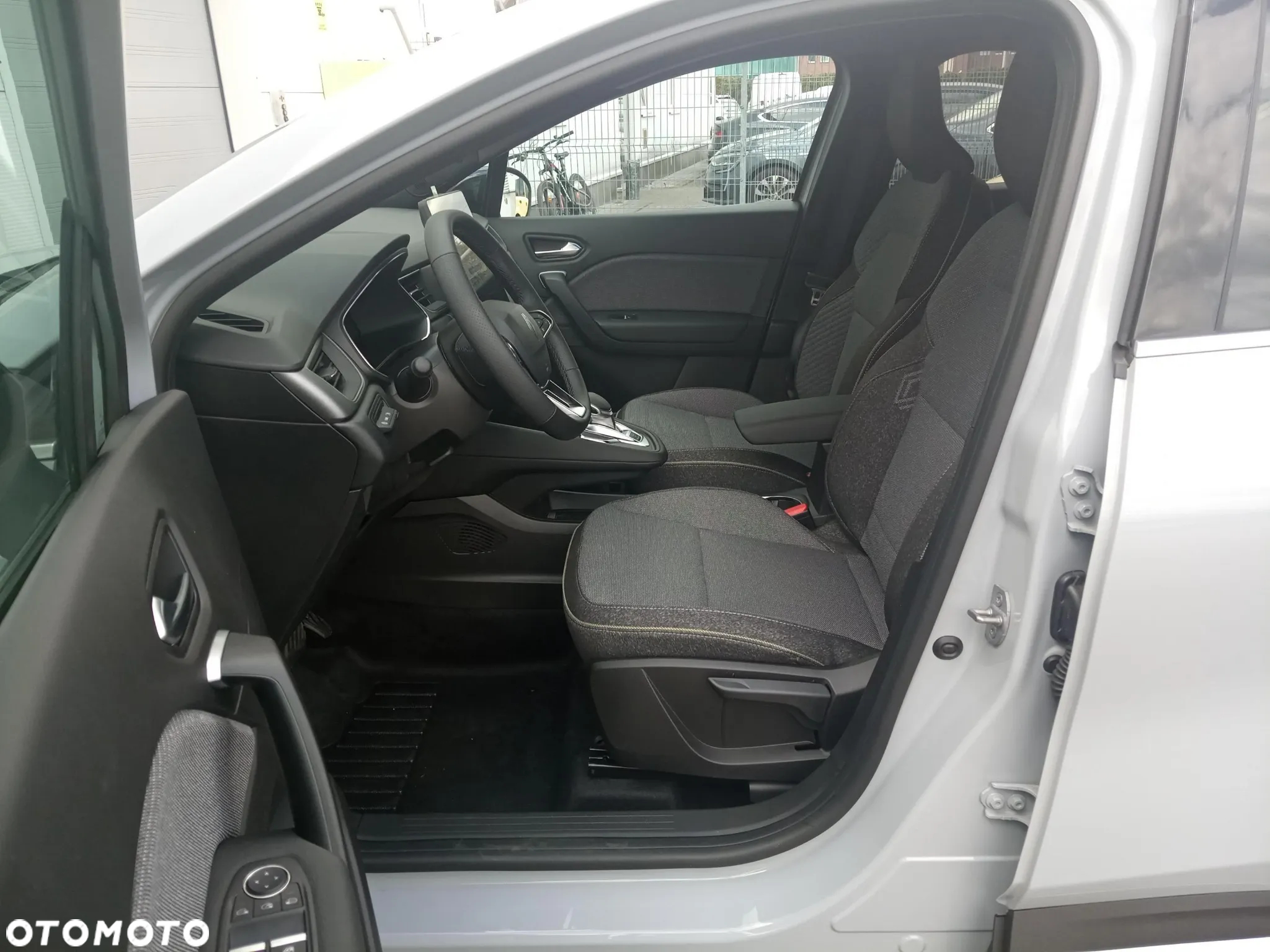 Renault Symbioz 1.6 E-Tech Full Hybrid 145 Techno - 12