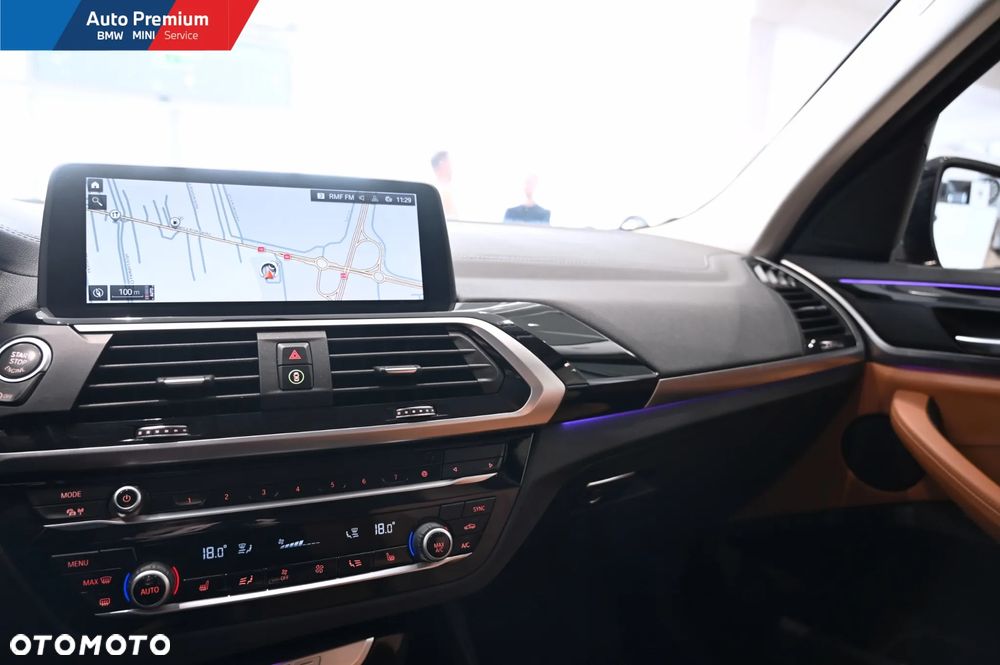 BMW X3 xDrive20i - 9