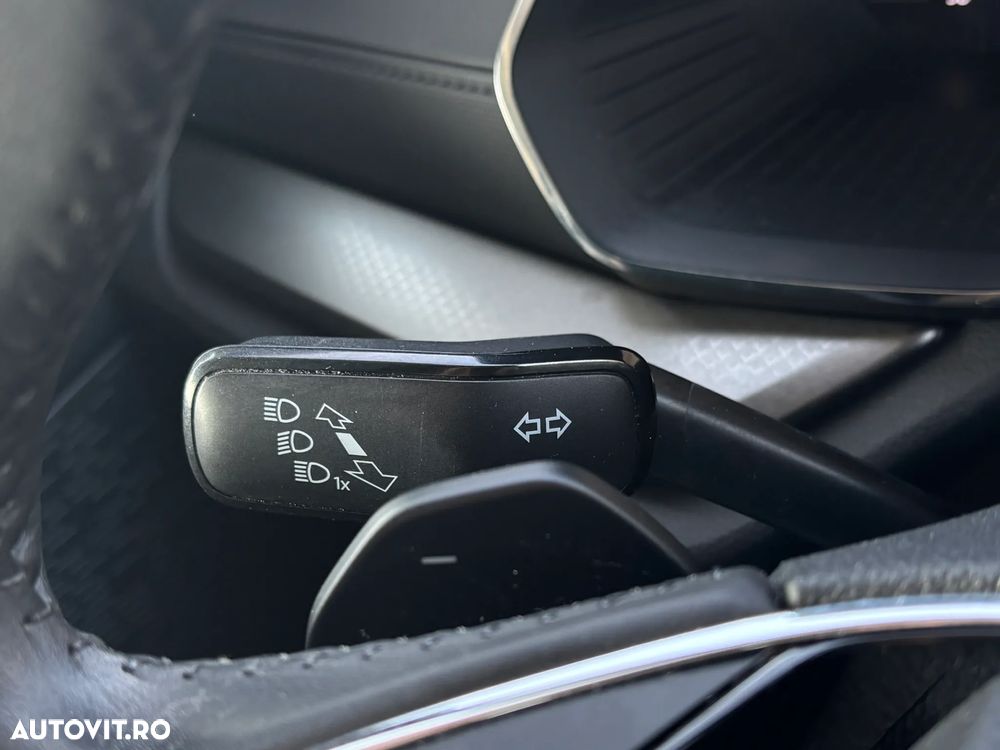 Skoda Octavia 2.0 TDI DSG Style - 24