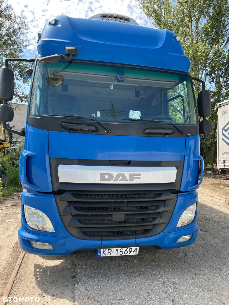 DAF CF 310 - 1