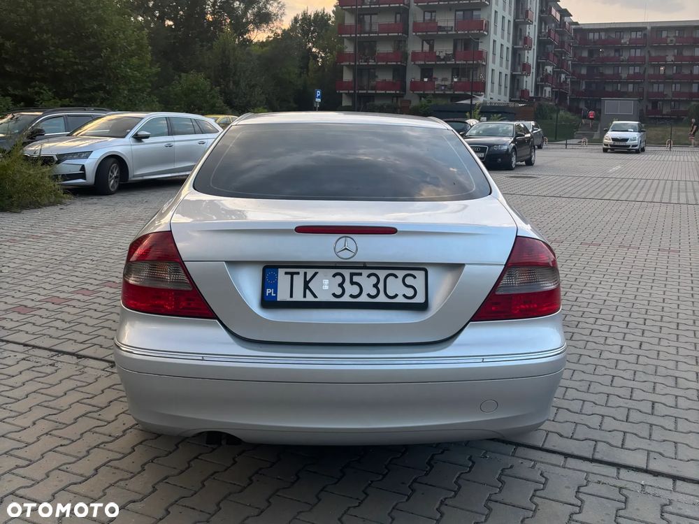 Mercedes-Benz CLK 220 CDI Avantgarde - 4