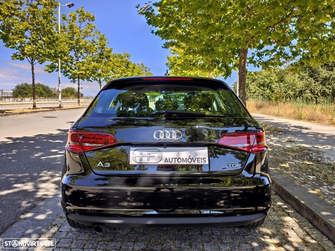 Audi A3 Sportback 1.6 TDI Attraction - 4