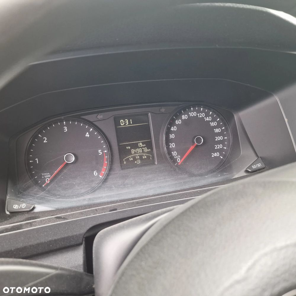 Volkswagen T6 dlugi izoterma chlodnia lodowka do lekow - 4