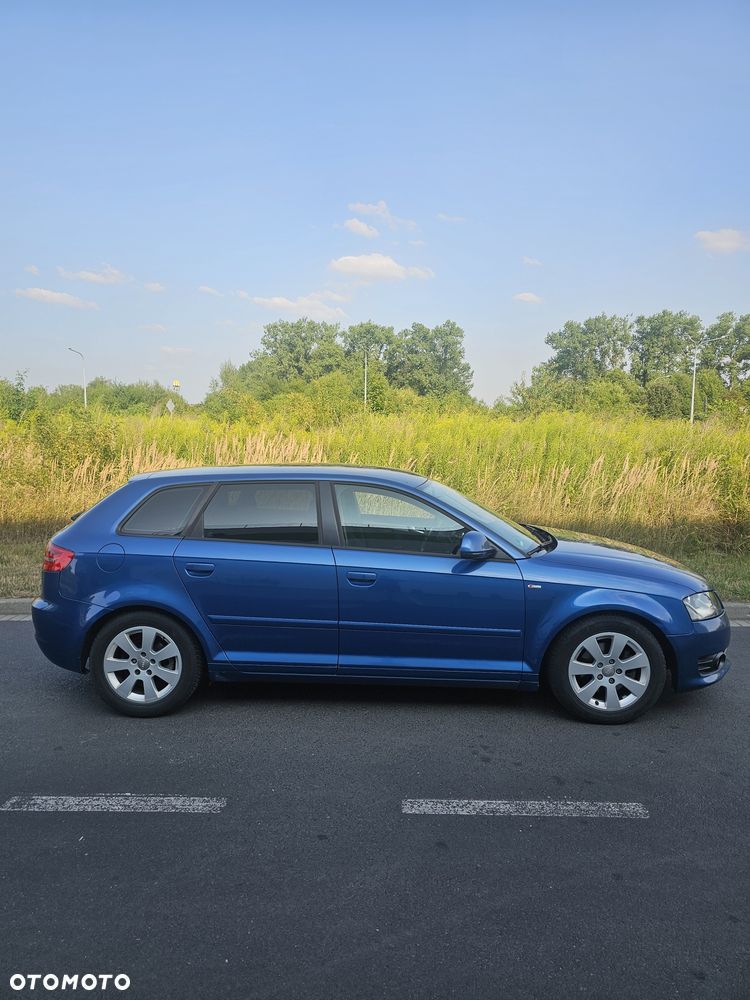 Audi A3 Sportback - 4