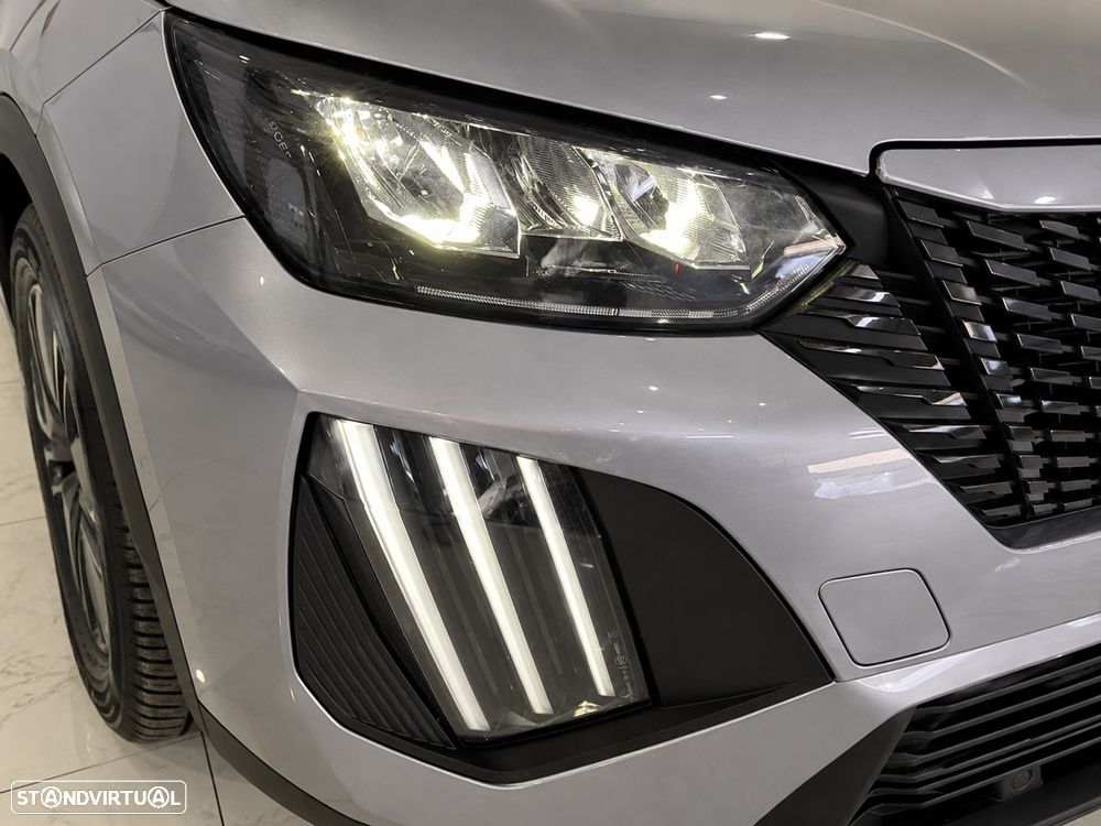 Peugeot 2008 Hybrid 136 e-DSC Style - 20