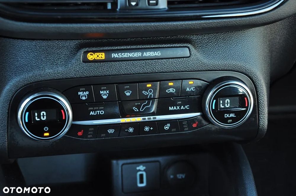 Ford Focus 1.5 EcoBoost STart-Stopp-System ST-Line - 35