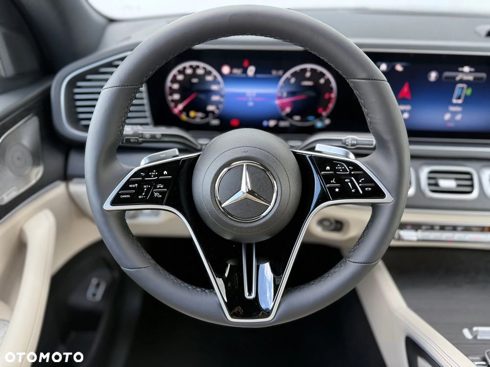 Mercedes-Benz GLE - 16