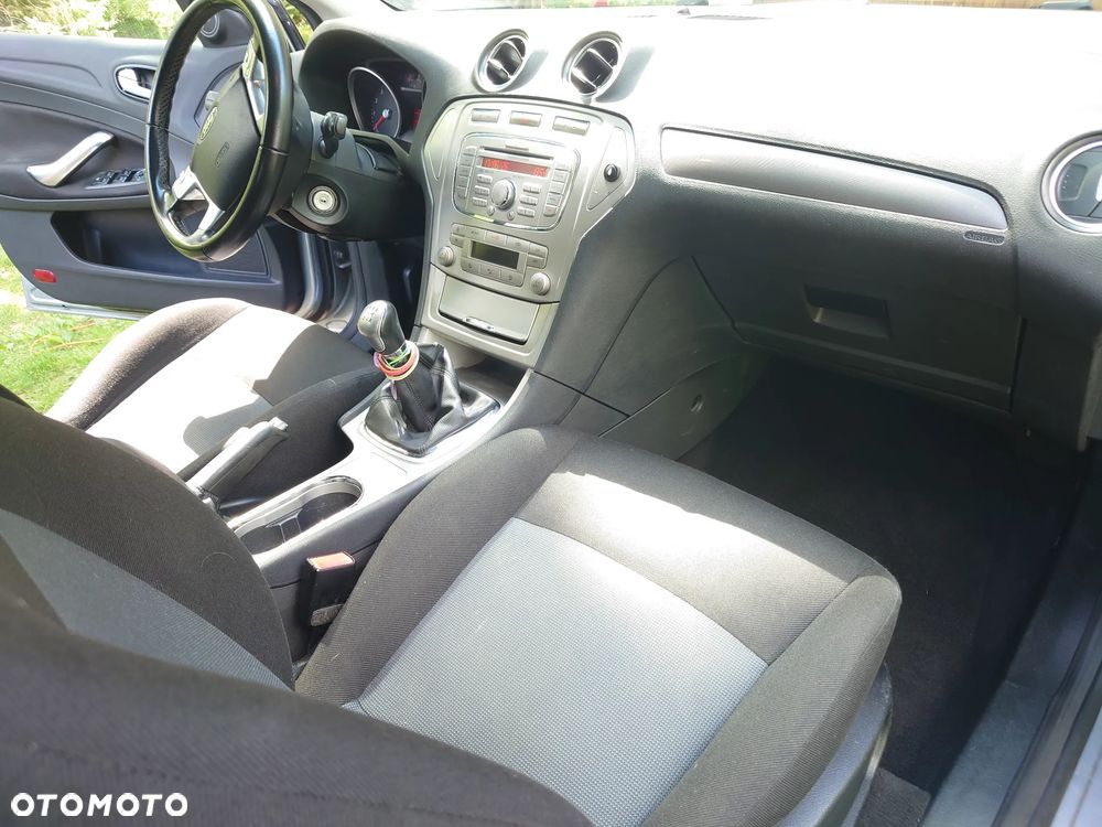 Ford Mondeo - 2