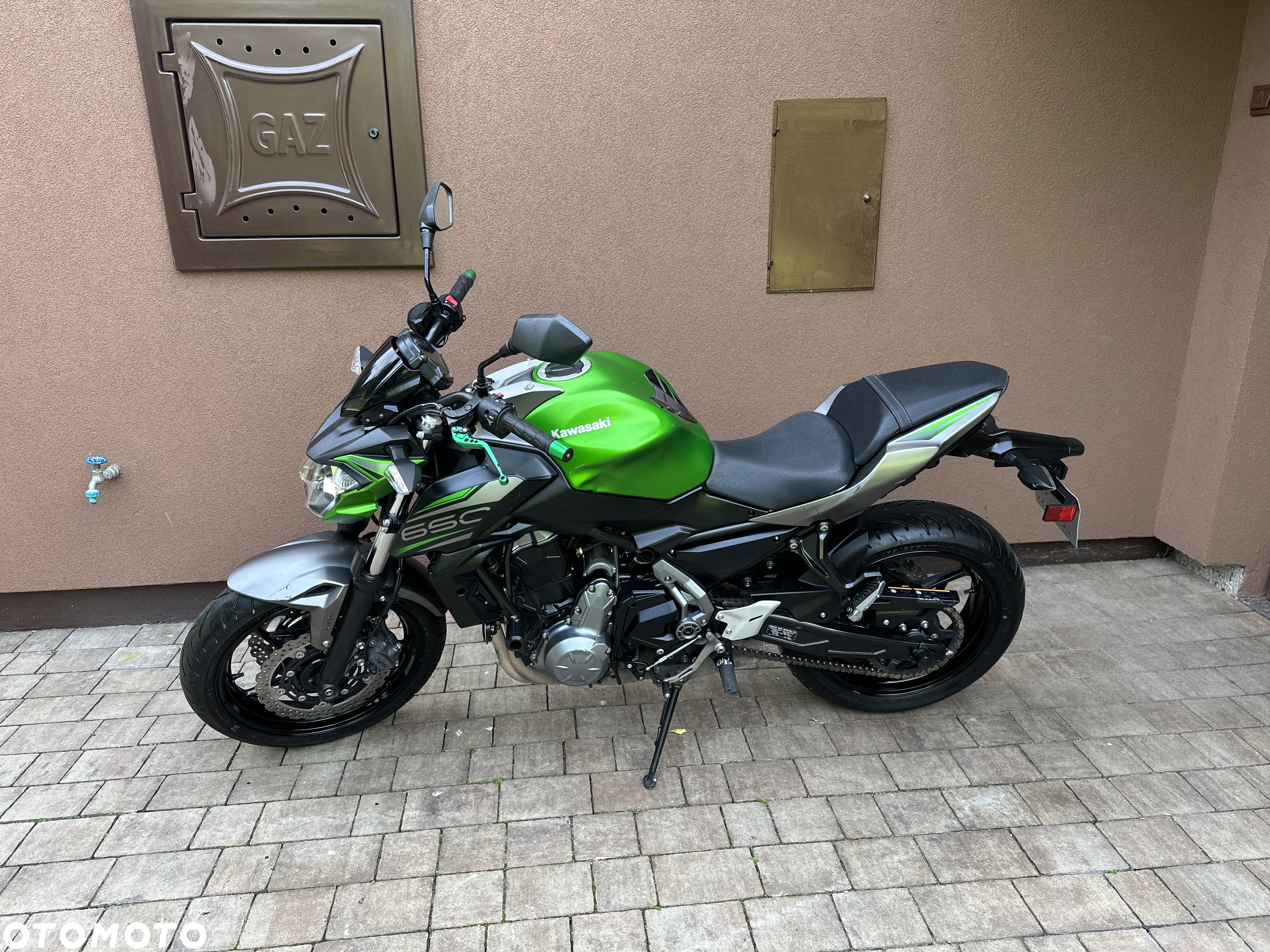 Kawasaki Z 650 - 16