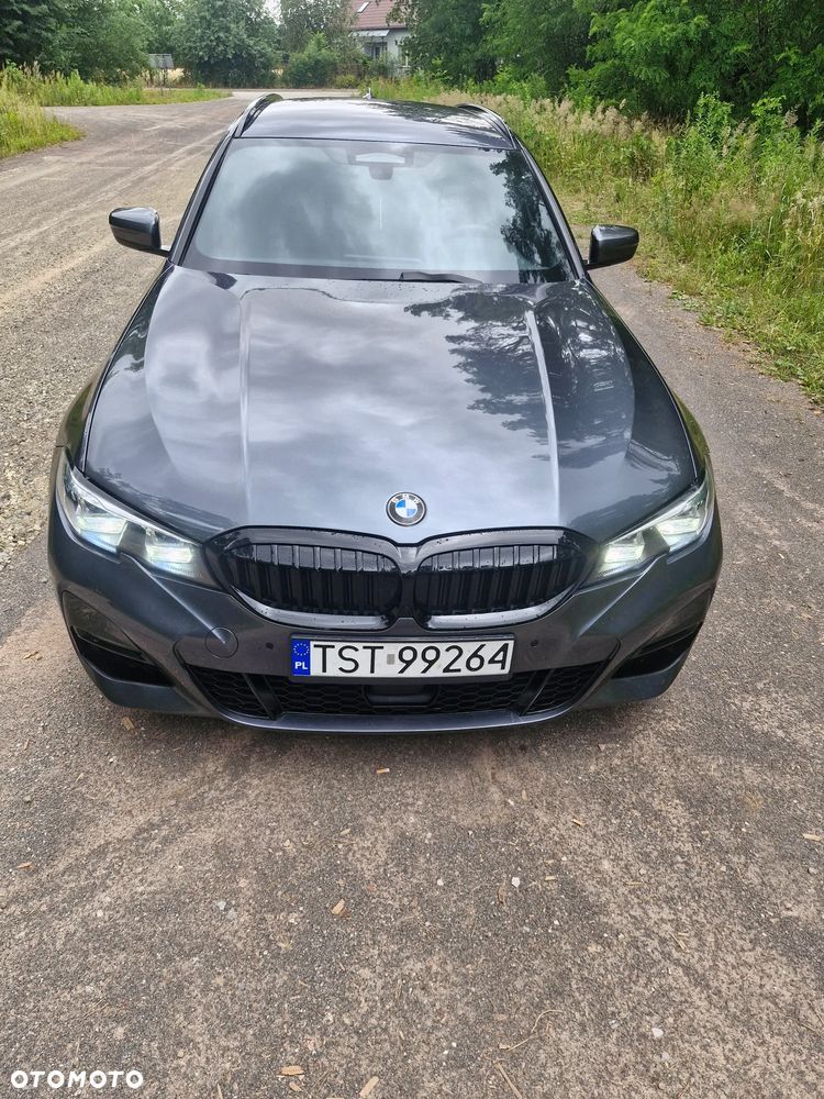 BMW Seria 3 318d M Sport Shadow - 12