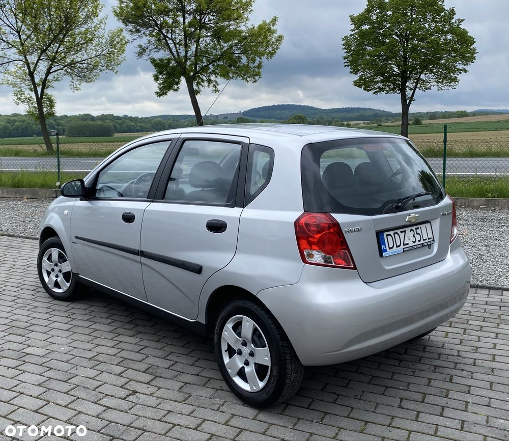 Chevrolet Aveo - 3