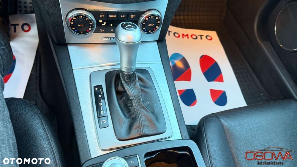 Mercedes-Benz Klasa C 250 CDI 4Matic 7G-TRONIC Avantgarde Edition - 16