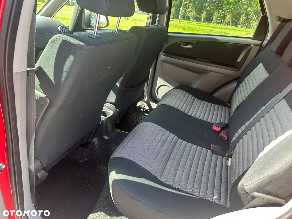 Suzuki SX4 1.9 DDiS DPF 4x2 Comfort - 20