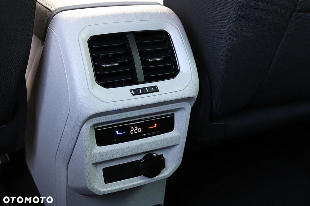 Volkswagen Tiguan - 21