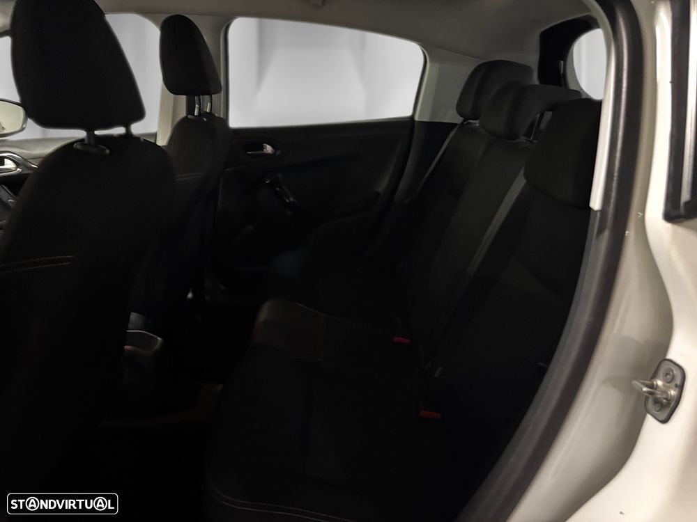 Peugeot 208 1.5 BlueHDi Active - 8