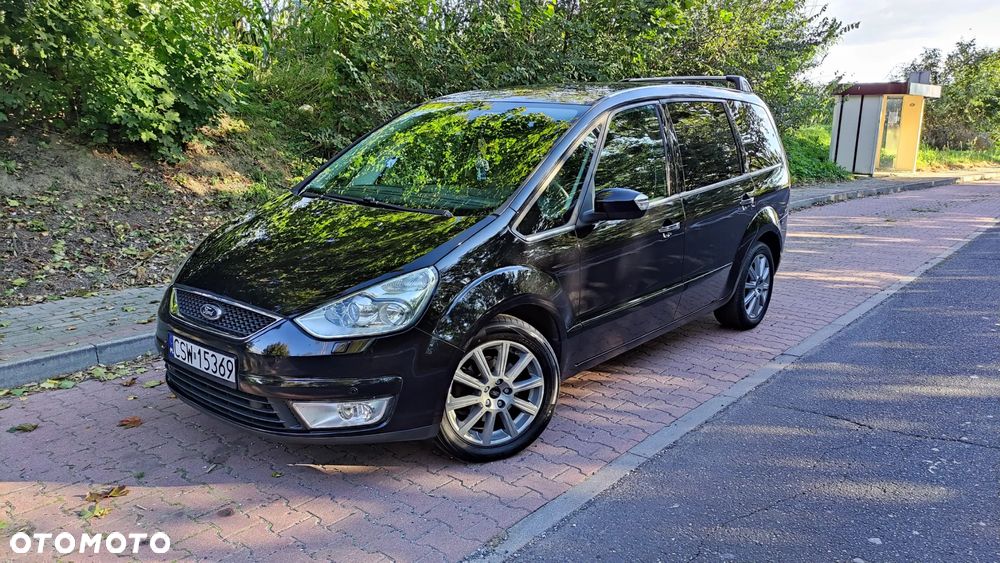 Ford Galaxy 2.0 TDCi Ghia - 40