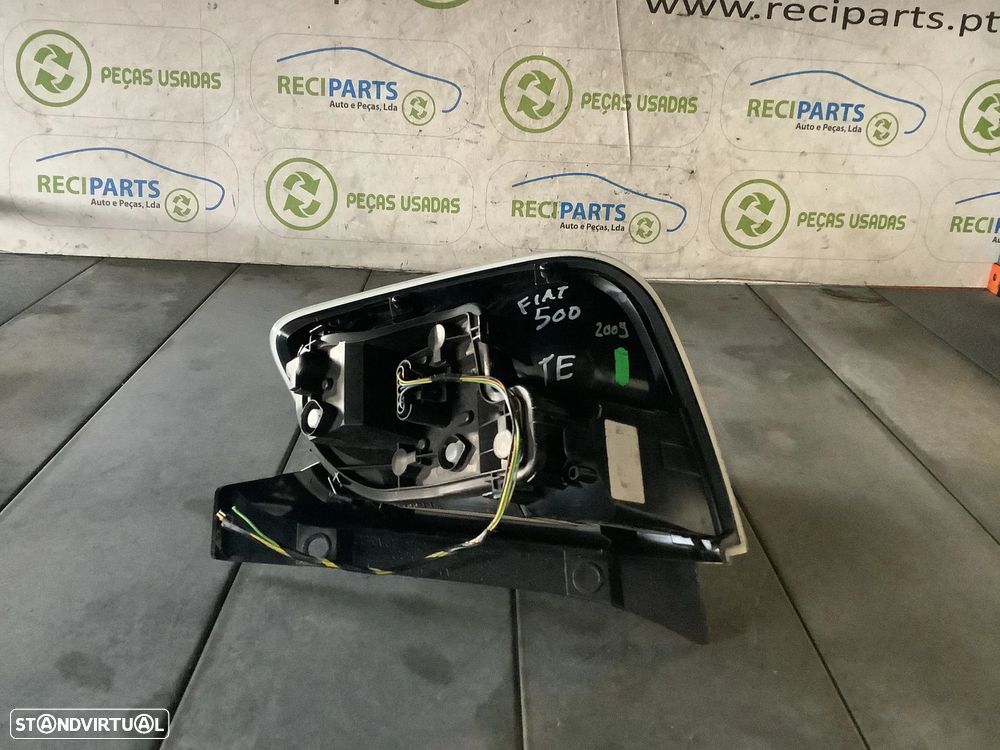 Farolim de stop esquerdo Fiat 500 2009 - 2