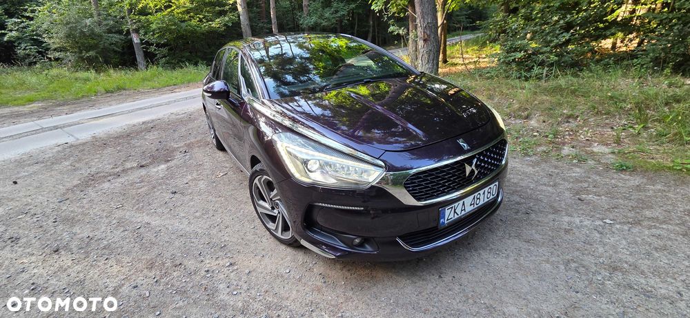 DS Automobiles DS 5