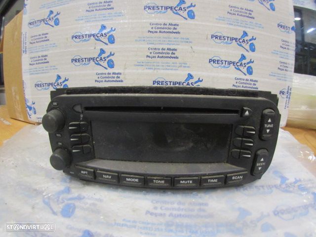 Radios 022800  CHRYSLER GRAND VOYAGER 4 FASE 2 LONG 2006 2.8CRD 150CV 5P PRETO BECKER BE6802 - 1