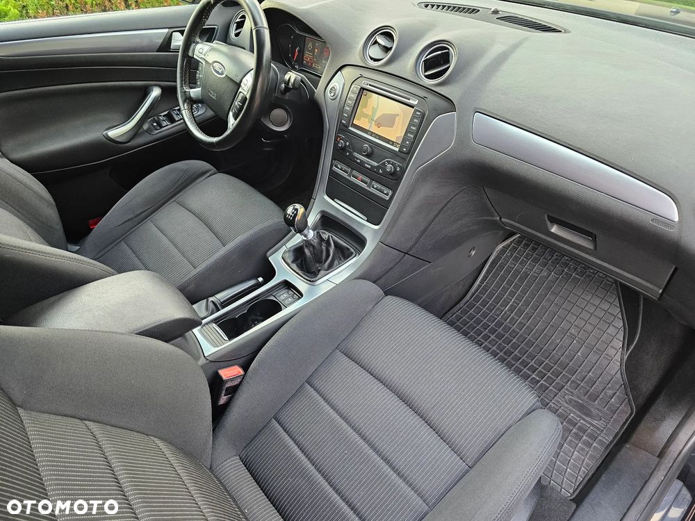 Ford Mondeo 2.0 TDCi Titanium - 12
