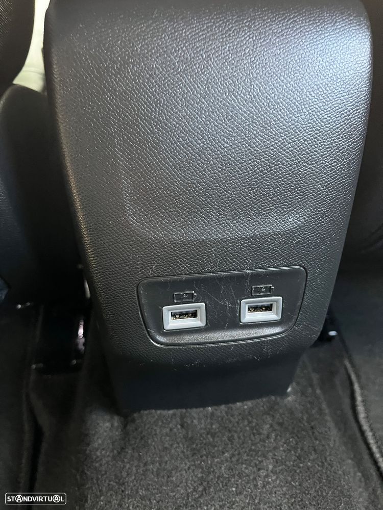 Peugeot 2008 PureTech 130 EAT8 Allure Pack - 22