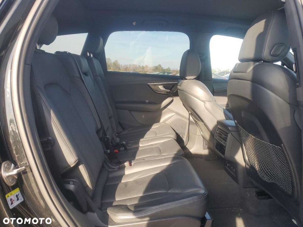 Audi Q7 - 12