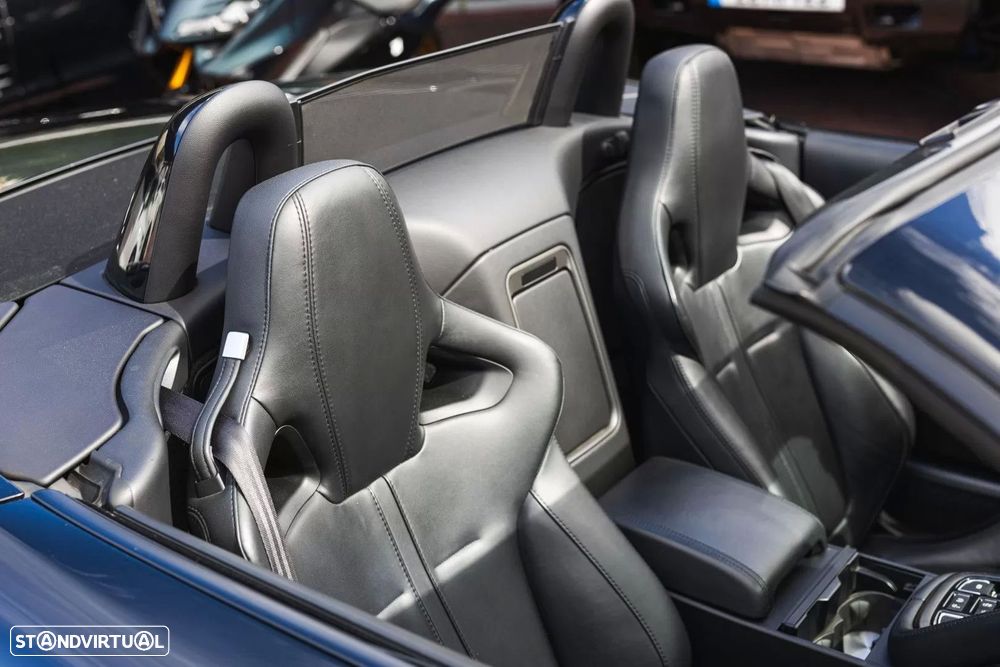 Jaguar F-Type V8 Cabriolet S - 10