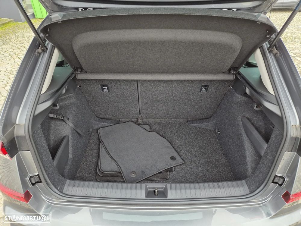 Skoda Kamiq 1.0 TSI Selection DSG - 17