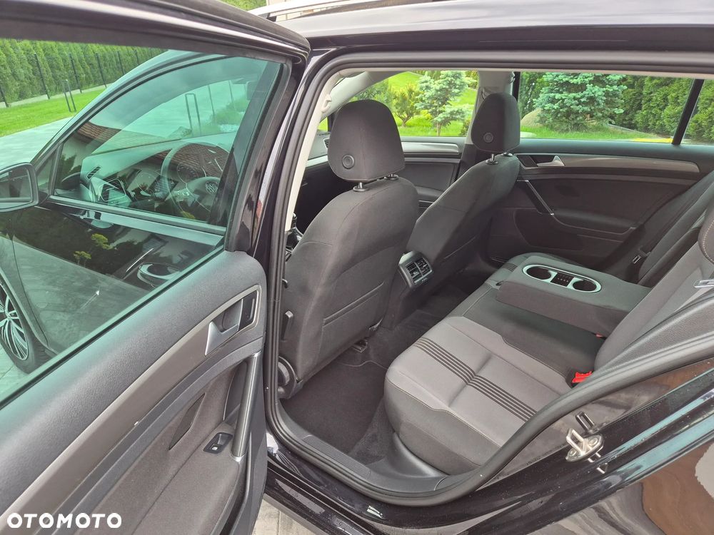 Volkswagen Golf 1.6 TDI BlueMotion Technology Allstar - 34