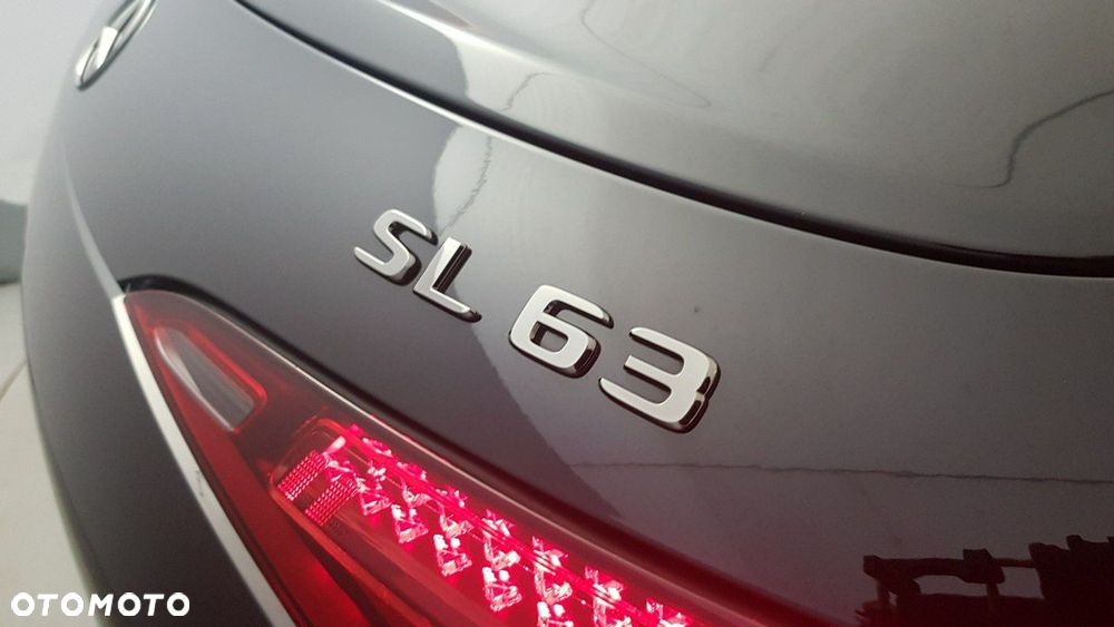 Mercedes-Benz SL AMG 63 4-Matic+ - 20