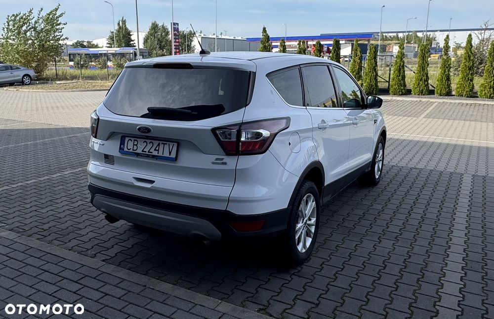 Ford Escape 1.5 EcoBoost AWD SE - 5