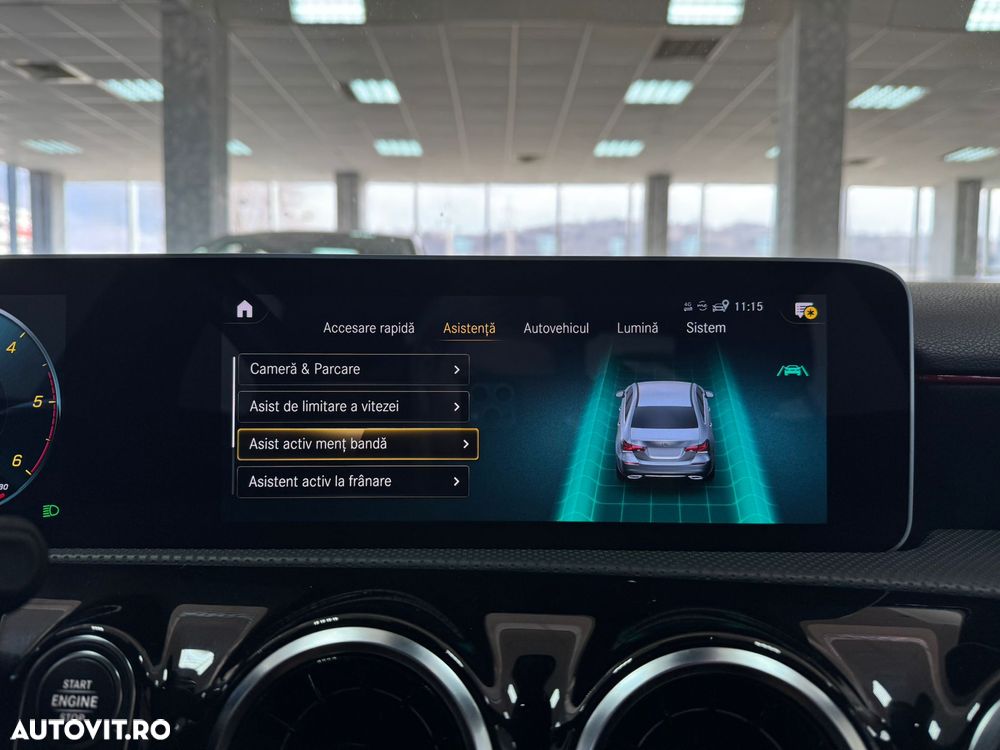 Mercedes-Benz A 180 d Sedan 7G-DCT AMG Line - 34