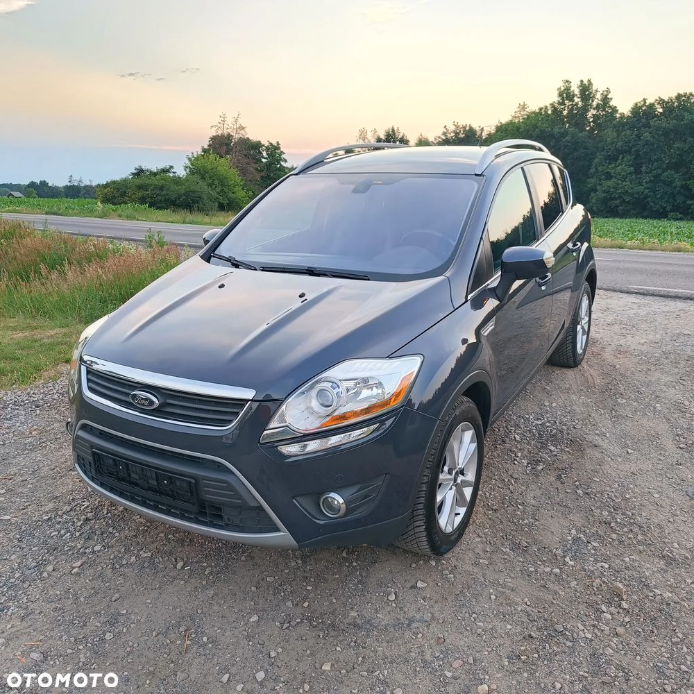 Ford Kuga 2.0 TDCi 2x4 Titanium - 3