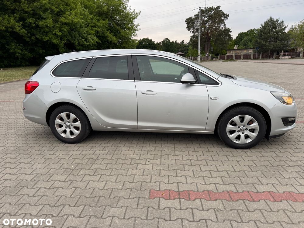 Opel Astra 1.6 CDTI Dynamic - 11