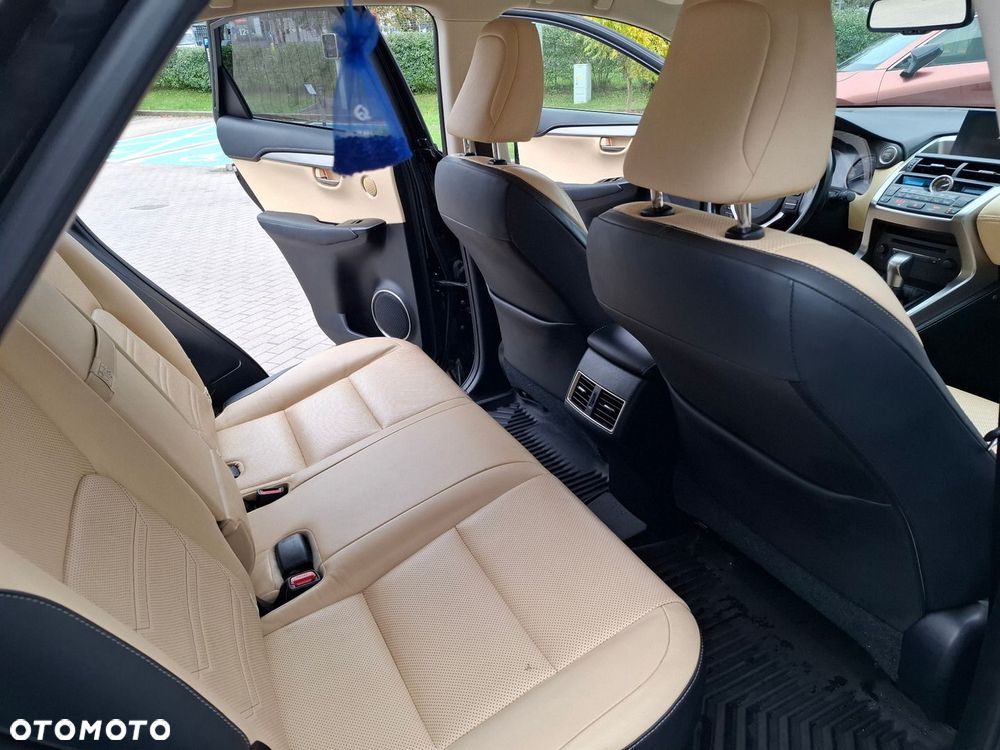 Lexus NX 200t Comfort AWD - 23