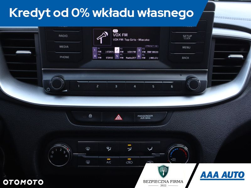 Kia Ceed - 13