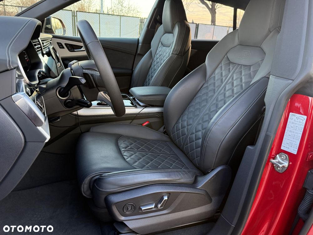 Audi SQ8 - 19