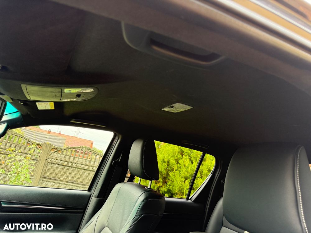 Toyota Hilux 4x4 Double Cab A/T cu Safety Sense Style - 22